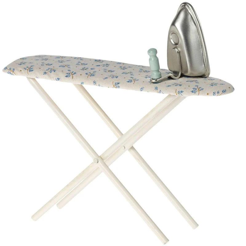 Maileg - Deska do prasowania z żelazkiem, Iron and ironing board - Flowers