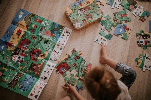 Puzzle obserwacyjne w walizce - Farma, 24 elementy - SLOW STORE