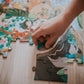Puzzle w walizce Przygoda w kraju Inków, 100 elementów - SLOW STORE